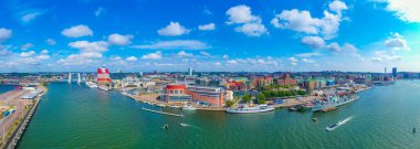 Lilla Bombacı İnşa, Askeri gemi Küçük ve Barken Viking gemisi Göteborg şehrinde..