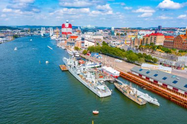 Lilla Bombacı İnşa, Askeri gemi Küçük ve Barken Viking gemisi Göteborg şehrinde..