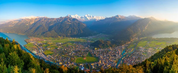 Vista Panorâmica Pôr Sol Interlaken Suíça — Fotografia de Stock