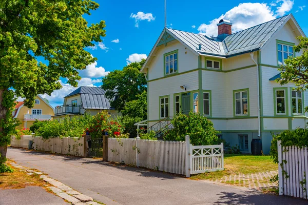 Casas Madeira Coloridas Borgholm Ilha Sueca Oland — Fotografia de Stock