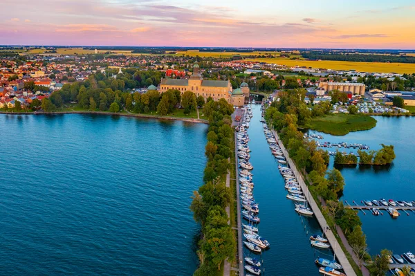 Zonsondergang Luchtfoto Van Zweedse Stad Vadstena Haar Kasteel — Stockfoto