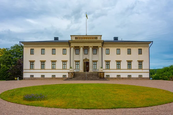 Stock image Stjernsund Castle viewed during a cloudy day in Sweden.