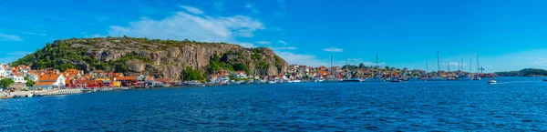 Widok Morze Szwedzkiej Miejscowości Fjallbacka — Zdjęcie stockowe