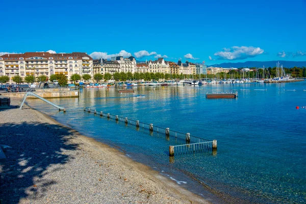 Bâtiments Derrière Une Promenade Bord Lac Ville Suisse Genève Suisse — Photo