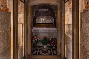 Santiago de Compostela, İspanya, 11 Haziran 2022: İspanya 'daki Santiago de Compostela Katedrali' nin içi.