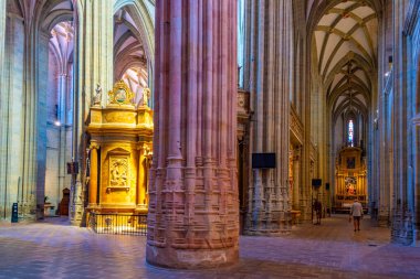 Astorga, İspanya, 9 Haziran 2022: İspanya 'daki Aziz Mary Katedrali' nin İçi.