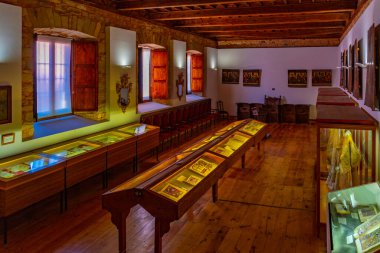 Astorga, İspanya, 9 Haziran 2022: İspanya 'daki Aziz Mary Katedrali' nin İçi.