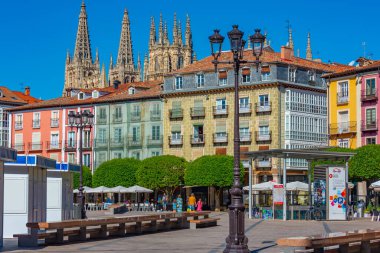 Burgos, İspanya, 4 Haziran 2022: Burgos İspanya Plaza Belediye Başkanı manzarası