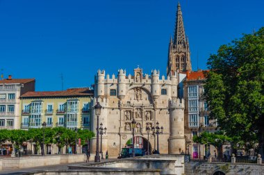 Burgos, İspanya, 4 Haziran 2022: İspanyol kenti Burgos 'ta Aziz Maria Kemeri.