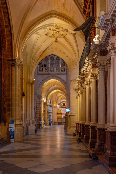 2022年6月4日スペイン ブルゴス スペインの町ブルゴスの大聖堂内部 — ストック写真