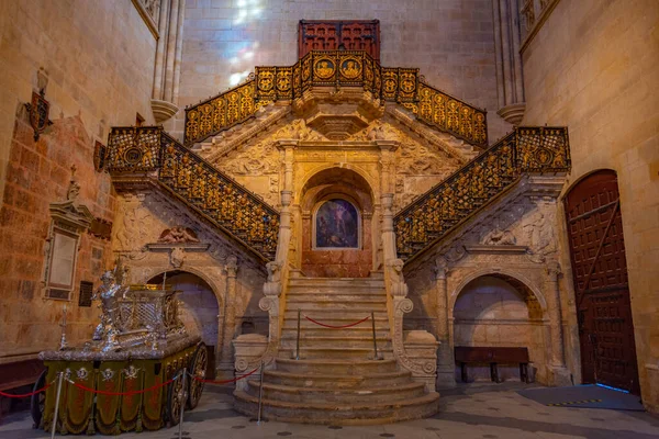 Burgos Hiszpania Czerwca 2022 Wnętrze Katedry Hiszpańskim Mieście Burgos — Zdjęcie stockowe