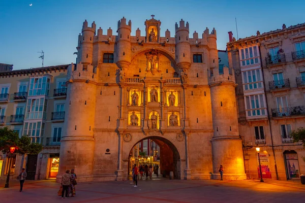 Burgos España Junio 2022 Vista Atardecer Del Arco Santa María —  Fotos de Stock