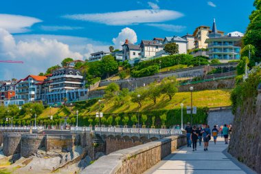 San Sebastian, İspanya, 2 Haziran 2022: San Sebastian, İspanya deniz kenarı manzarası.