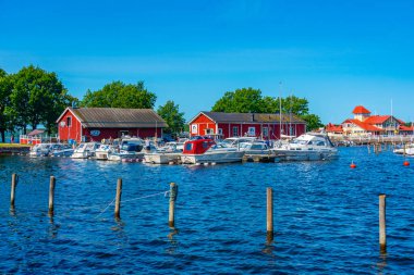 Ekenas, Finlandiya, 20 Temmuz 2022: Finlandiya 'daki Ekenas marinasının görüntüsü.