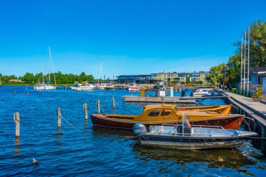 Ekenas, Finlandiya, 20 Temmuz 2022: Finlandiya 'daki Ekenas marinasının görüntüsü.