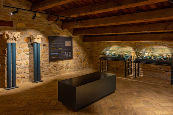 stock image Jaca, Spain, May 31, 2022: Vaults of the Monastery of San Juan de la Pena near Spanish town Jaca.