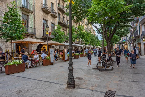 Girona Spanya Mayıs 2022 Spanya Nın Girona Kentindeki Bir Sokakta — Stok fotoğraf