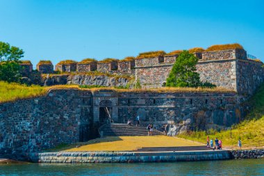 Helsinki, Finlandiya, 21 Temmuz 2022: Finlandiya 'daki Suomenlinna kalesinin manzarası.