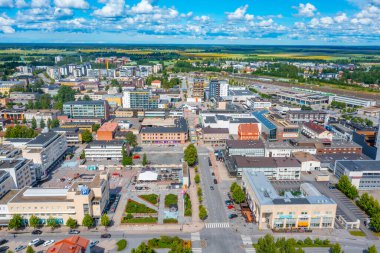 Seinajoki, Finlandiya, 24 Temmuz 2022: Finlandiya 'nın Seinajoki kentinin havadan görünüşü .