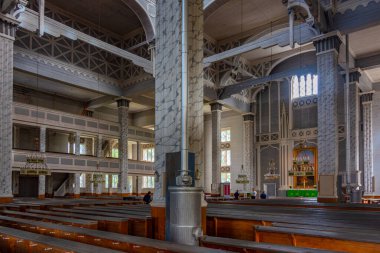 Kerimaki, Finlandiya, 26 Temmuz 2022: Finlandiya 'daki Kerimaki kilisesinin içi.