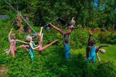 Koitsanlahti, Finlandiya, 26 Temmuz 2022: Finlandiya 'daki Parikkala Heykel Parkı.