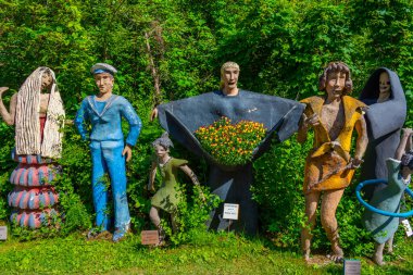 Koitsanlahti, Finlandiya, 26 Temmuz 2022: Finlandiya 'daki Parikkala Heykel Parkı.