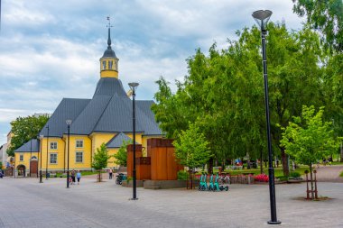 Lappeenranta, Finlandiya, 26 Temmuz 2022: Lappeenranta, Finlandiya 'daki St. Mary' s Lappee Kilisesi.