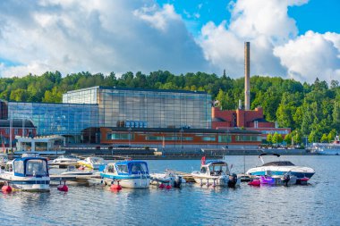 Lahti, Finlandiya, 27 Temmuz 2022: Lahti, Finlandiya 'daki Sibelius Hall manzarası.
