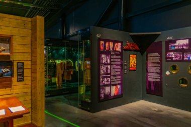 Kotka, Finlandiya, 27 Temmuz 2022: Finlandiya 'nın Kotka kentindeki Denizcilik Merkezi Vellamo' da sergi.