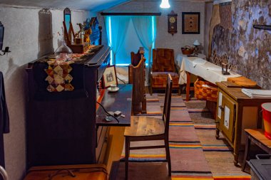 Fiskars, Finlandiya, 28 Temmuz 2022: Fiskars, Finlandiya 'daki eski fabrikaların iç yapıları.