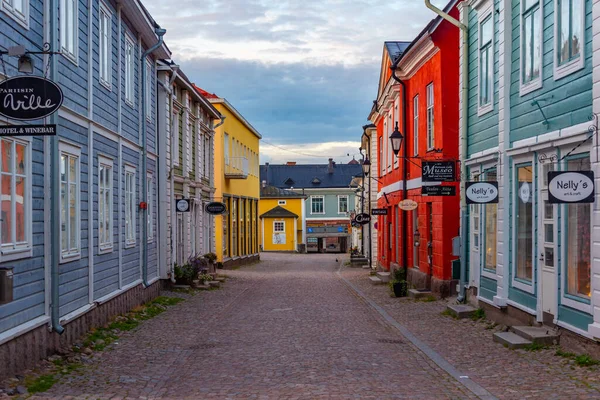 Porvoo Finlândia Julho 2022 Vista Nascer Sol Casas Coloridas Madeira — Fotografia de Stock