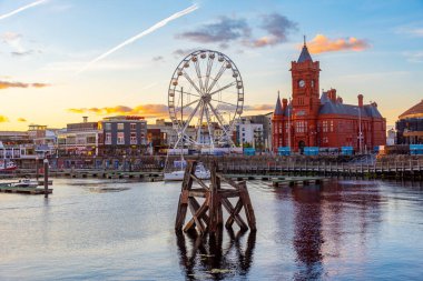 Cardiff, Galler, 16 Eylül 2022: Galler 'in başkenti Cardiff' te Denizkızı Quay.
