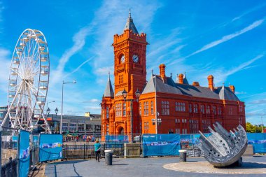 Cardiff, Wales, 17 Eylül 2022: Galler 'deki Cardiff körfezinde Pierhead binası.