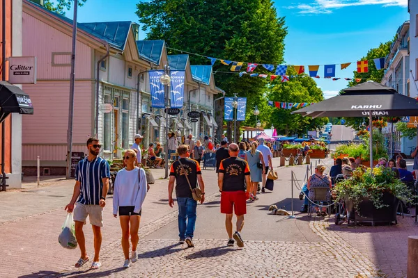2022年7月30日 芬兰Mariehamn 看到芬兰Mariehamn的商业街 — 图库照片