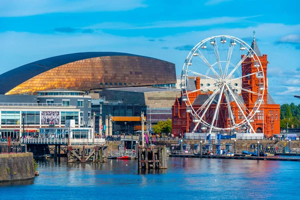 stock image Cardiff, Wales, September 17, 2022: Skyline of Cardiff bay and Mermaid Quay in Wales, UK.