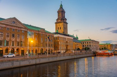 Goteborg, İsveç, 9 Temmuz 2022: Goteborg Şehir Müzesi ve Christinae Kilisesi, İsveç.