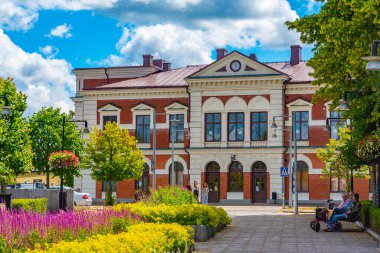 Eskjo, İsveç, 16 Temmuz 2022: Eskjo, İsveç 'te bir tren istasyonu görüntüsü.