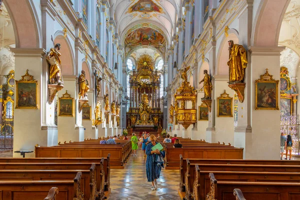 stock image Munich, Germany, August 16, 2022: Interior of Peterskirche in German town Munchen.