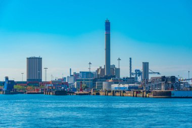 Helsingborg, İsveç, 13 Temmuz 2022: İsveç 'in Helsingborg kentinin sanayi manzarası.