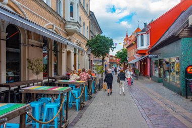 Ystad, İsveç, 13 Temmuz 2022: Ystad, İsveç 'te ticari cadde...