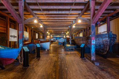 Karlskrona, İsveç, 14 Temmuz 2022: Karlskrona, İsveç 'teki deniz müzesinde balıkçı tekneleri koleksiyonu...