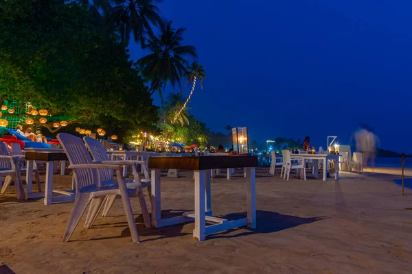 stock image Mirissa, Sri Lanka, January 22, 2022: Sunset view of a beach restaurant at Mirissa beach, Sri Lanka.