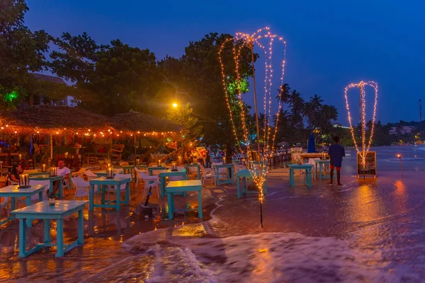 Mirissa Sri Lanka Janeiro 2022 Vista Pôr Sol Restaurante Praia — Fotografia de Stock