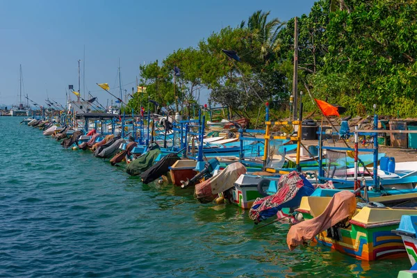Mirissa Sri Lanka Enero 2022 Barcos Pesqueros Puerto Mirissa Sri — Foto de Stock