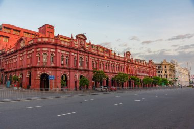 Colombo, Sri Lanka, 19 Ocak 2022: Sri Lanka 'nın eski Colombo kentinde bulunan Cargills (Seylan) Koloni Binası.