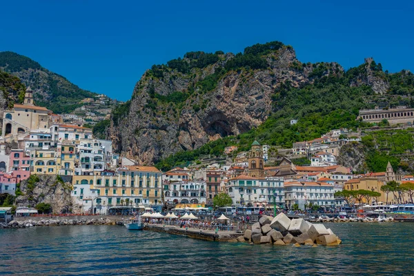 Amalfi Italia Mayo 2022 Personas Esperando Viaje Ferry Amalfi Italia — Foto de Stock