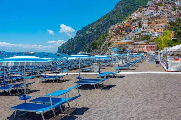Positano Włochy Maja 2022 Słoneczny Dzień Plaży Positano Włochy — Zdjęcie stockowe
