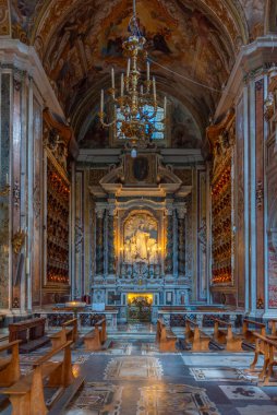 Napoli, İtalya, 19 Mayıs 2022: Napoli, İtalya 'daki Santa Chiara Manastırı.