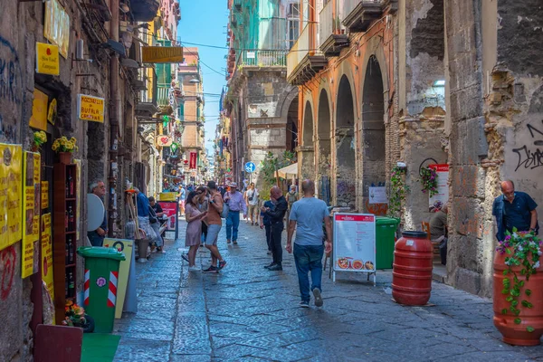 Napels Italië Mei 2022 Mensen Wandelen Door Het Historische Centrum — Stockfoto