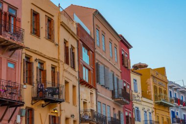 Hanya, Yunanistan, 22 Ağustos 2022: Yunanistan 'ın Hanya kentindeki eski Venedik limanının gün doğumu manzarası.